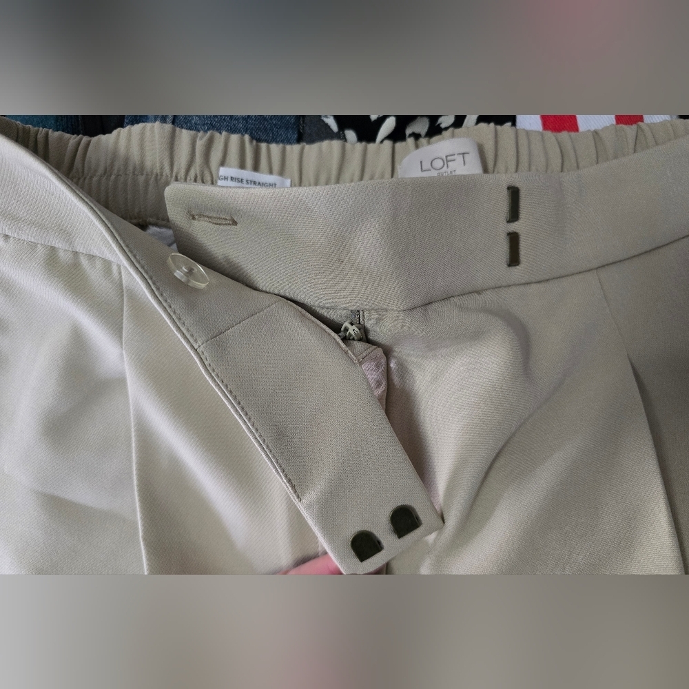 Loft Womens High Rise Straight Khacki Casual Pants Size Large - Picture 7 of 12